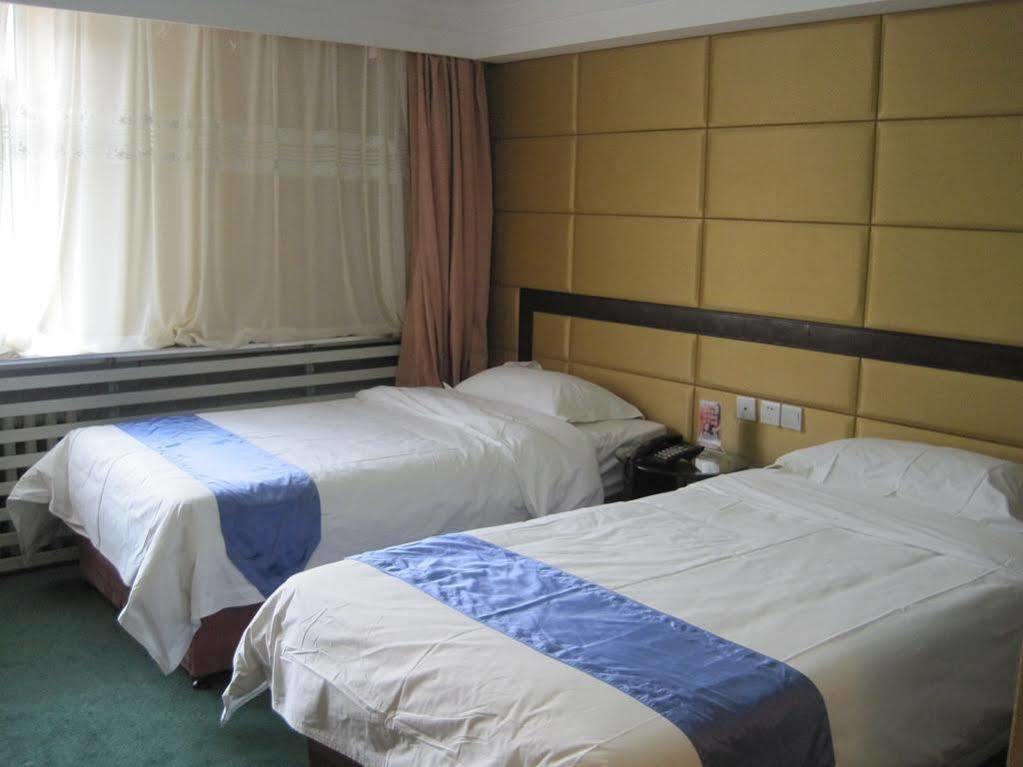 Tianzhi Hotel Harbin Exterior foto